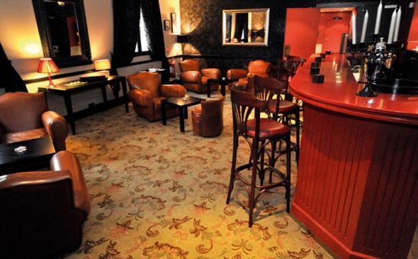 Hotel Quality Suites Maisons-Laffitte Paris Ouest מראה חיצוני תמונה