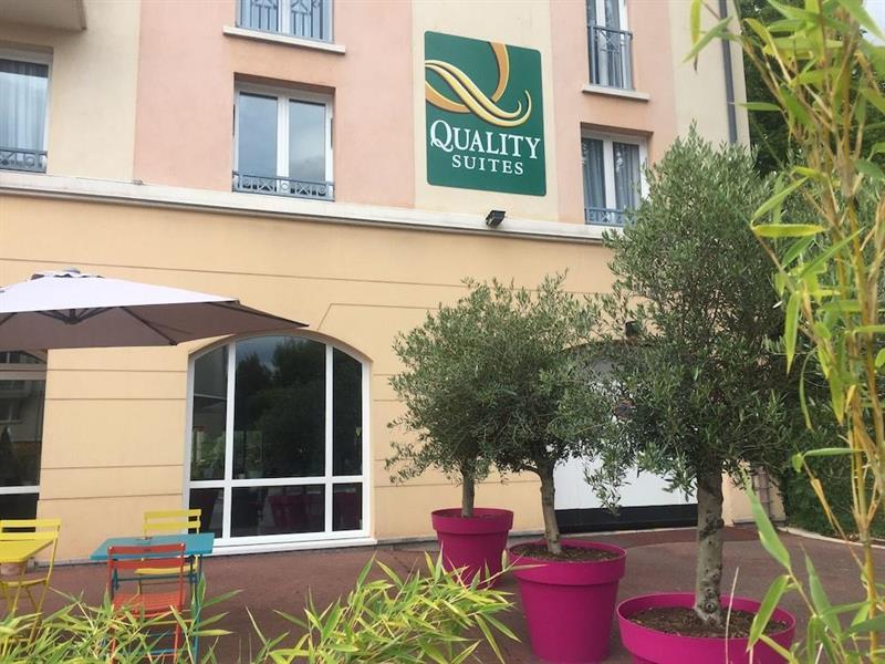 Hotel Quality Suites Maisons-Laffitte Paris Ouest מראה חיצוני תמונה